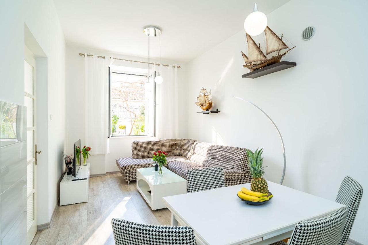 Sea View Apartments Magnolia Дубровник Екстериор снимка