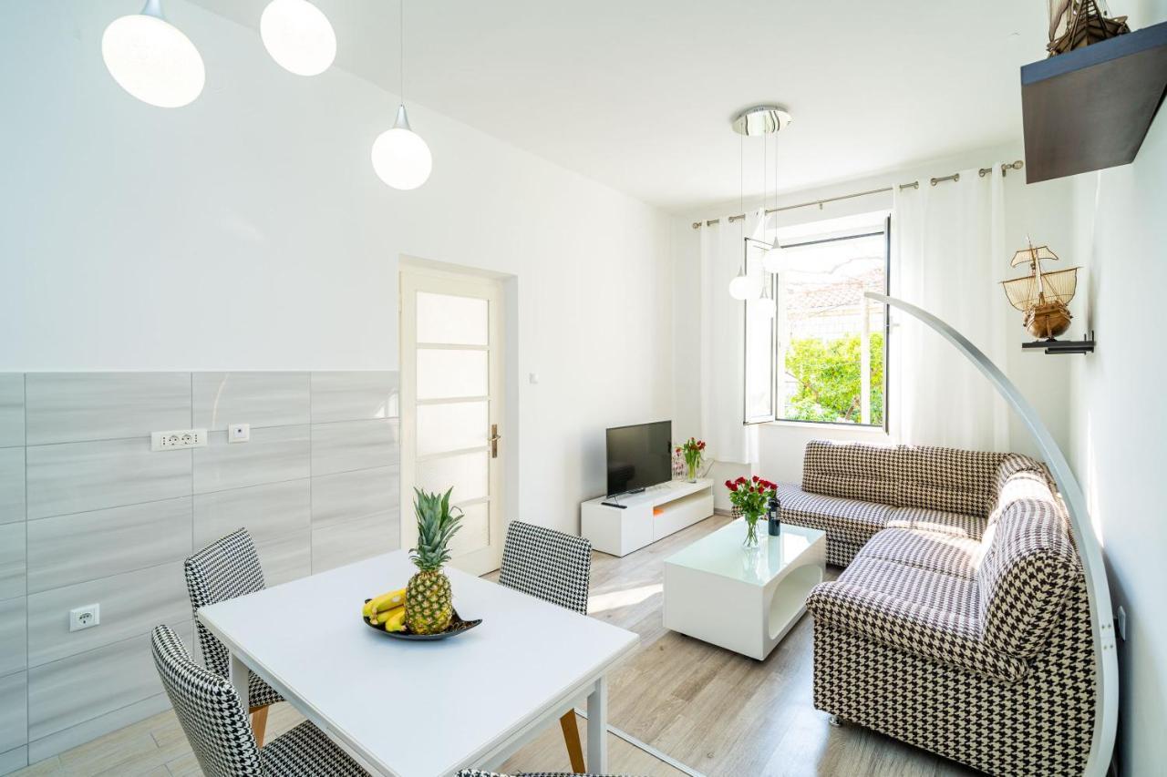 Sea View Apartments Magnolia Дубровник Екстериор снимка