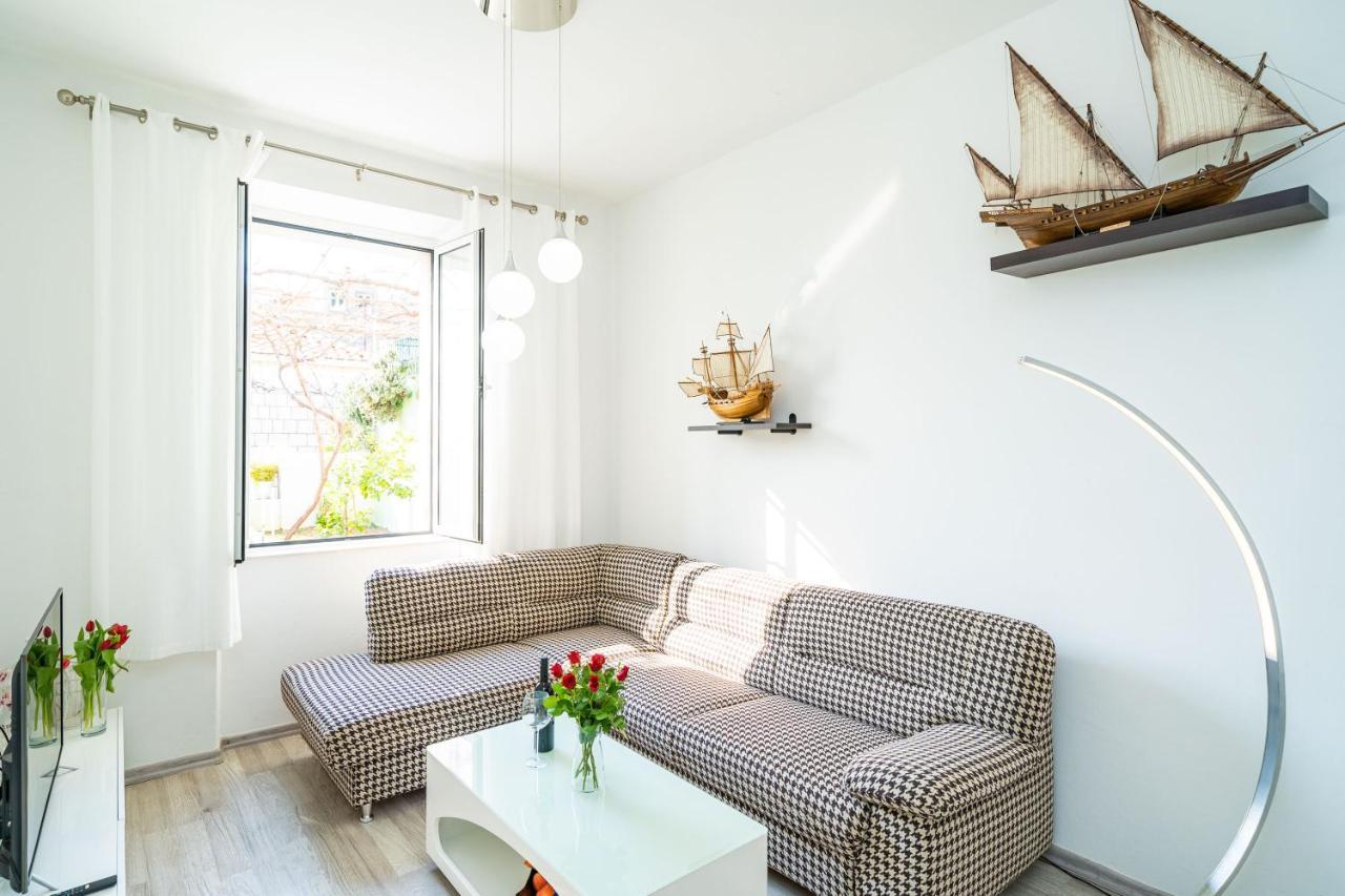 Sea View Apartments Magnolia Дубровник Екстериор снимка